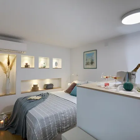 Argosy Near Old Town With Sea View And Free Parking * Dubrovnik